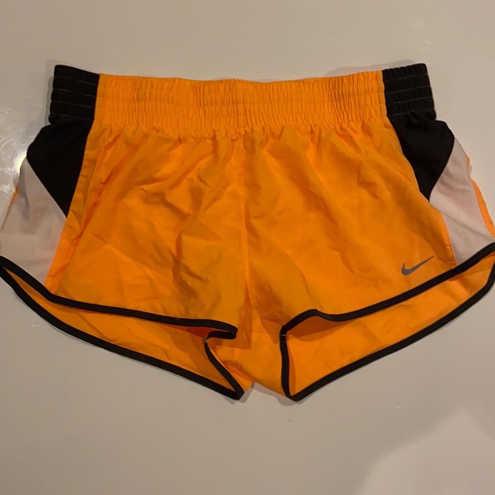 Nike running short